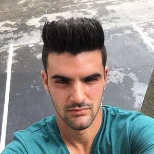 Meet your Posher, Jose raul